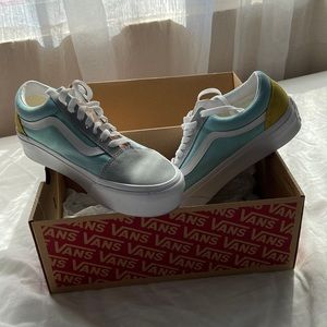 Platform pastel vans